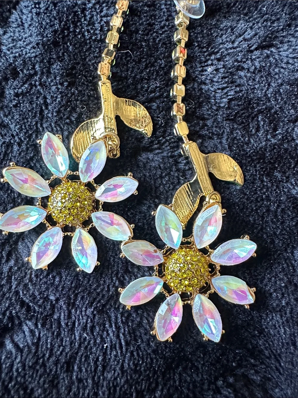 Kenneth Jay Lane Green and Gold Floral Drop Earrings - Picture 6 of 10